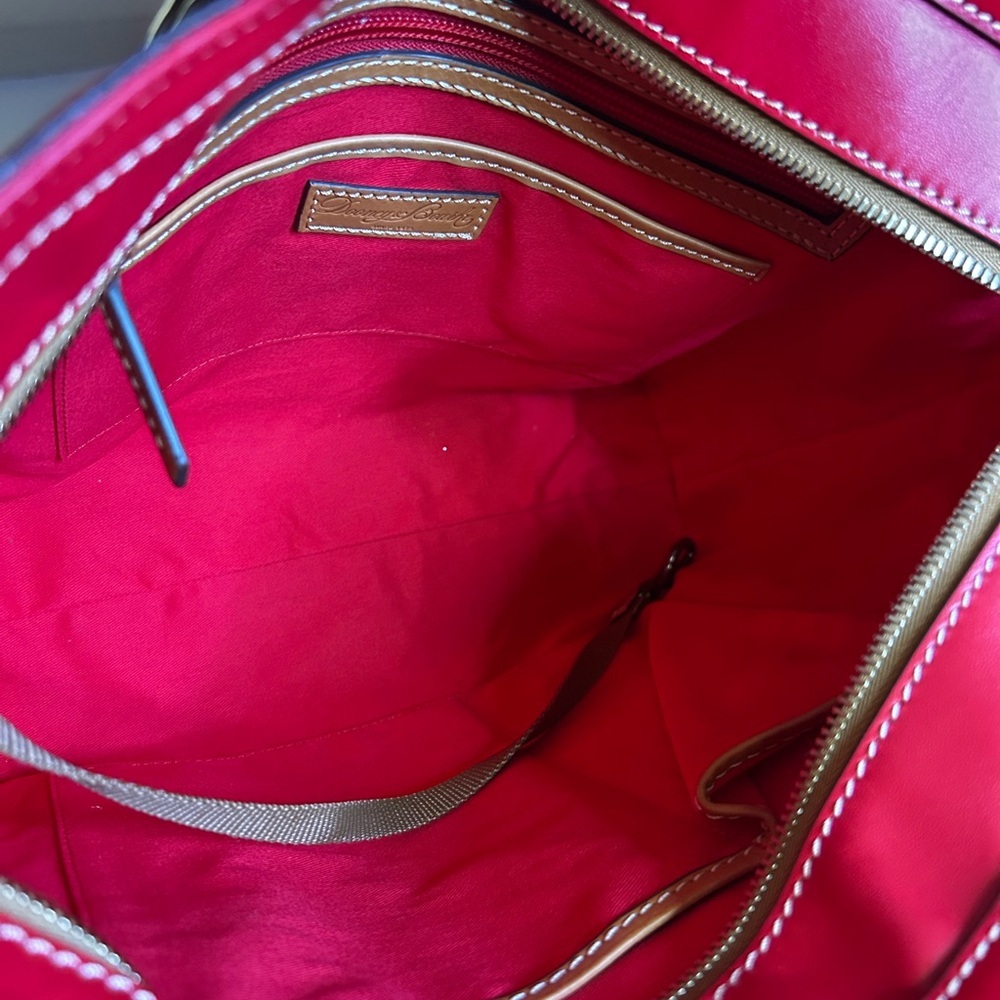 Dooney & Bourke Wexford Small Helena Red BAG - Picture 14 of 16